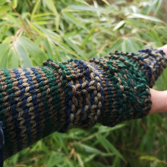 Green Blue Camouflage Handmade in Canada Fingerless Texting Gloves Armwarmer - Picture 4 of 7